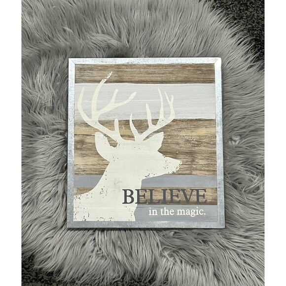 Believe‎ In The Magic Woodland Deer Hanging Holiday Sign Decor - Picture 1 of 2